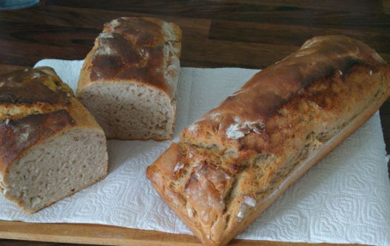 Chleb z ziarnami oraz żytni